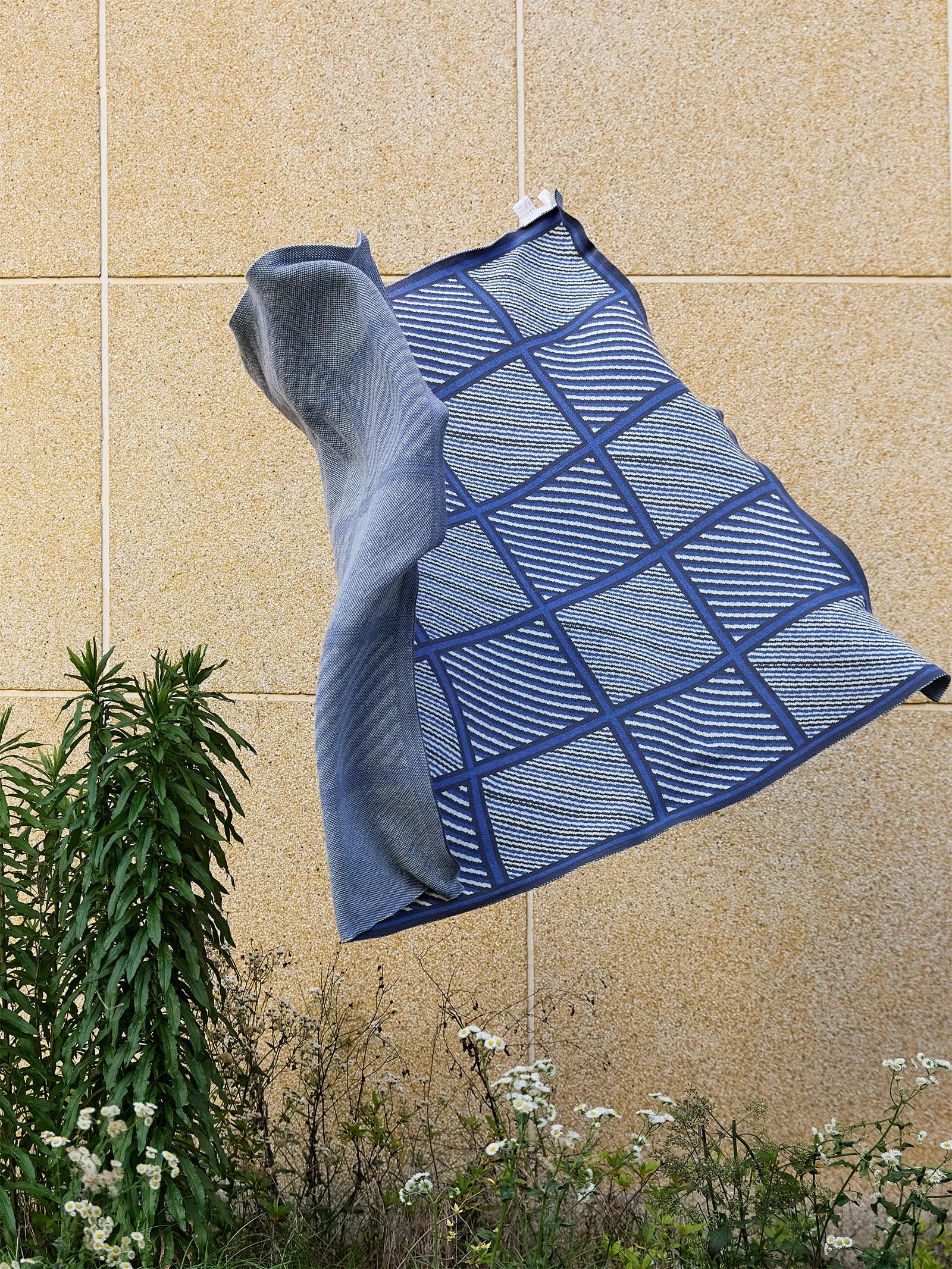 Luxury Boxed Striped Cotton Throw Blanket - 图片 23