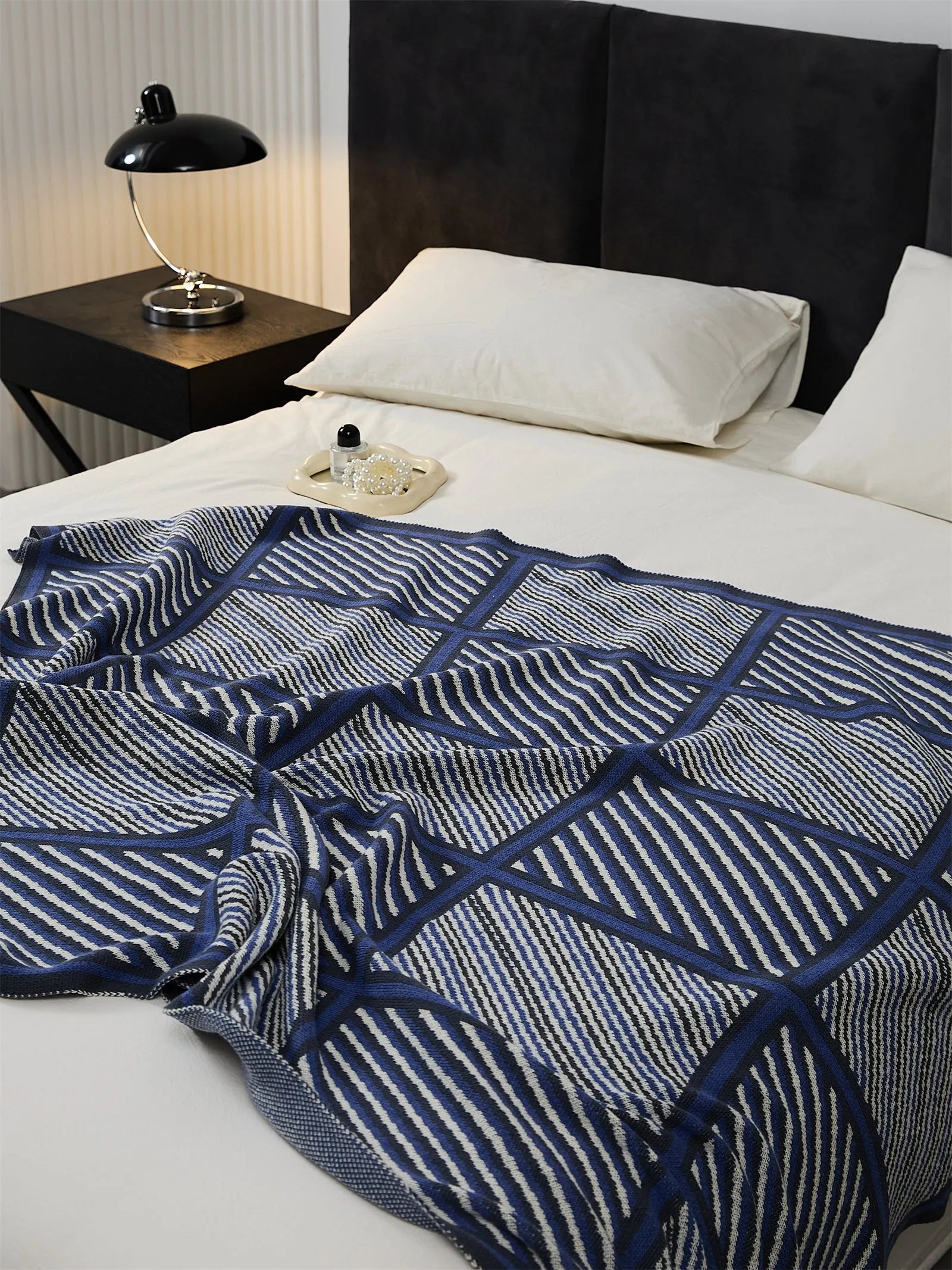 Luxury Boxed Striped Cotton Throw Blanket - 图片 9