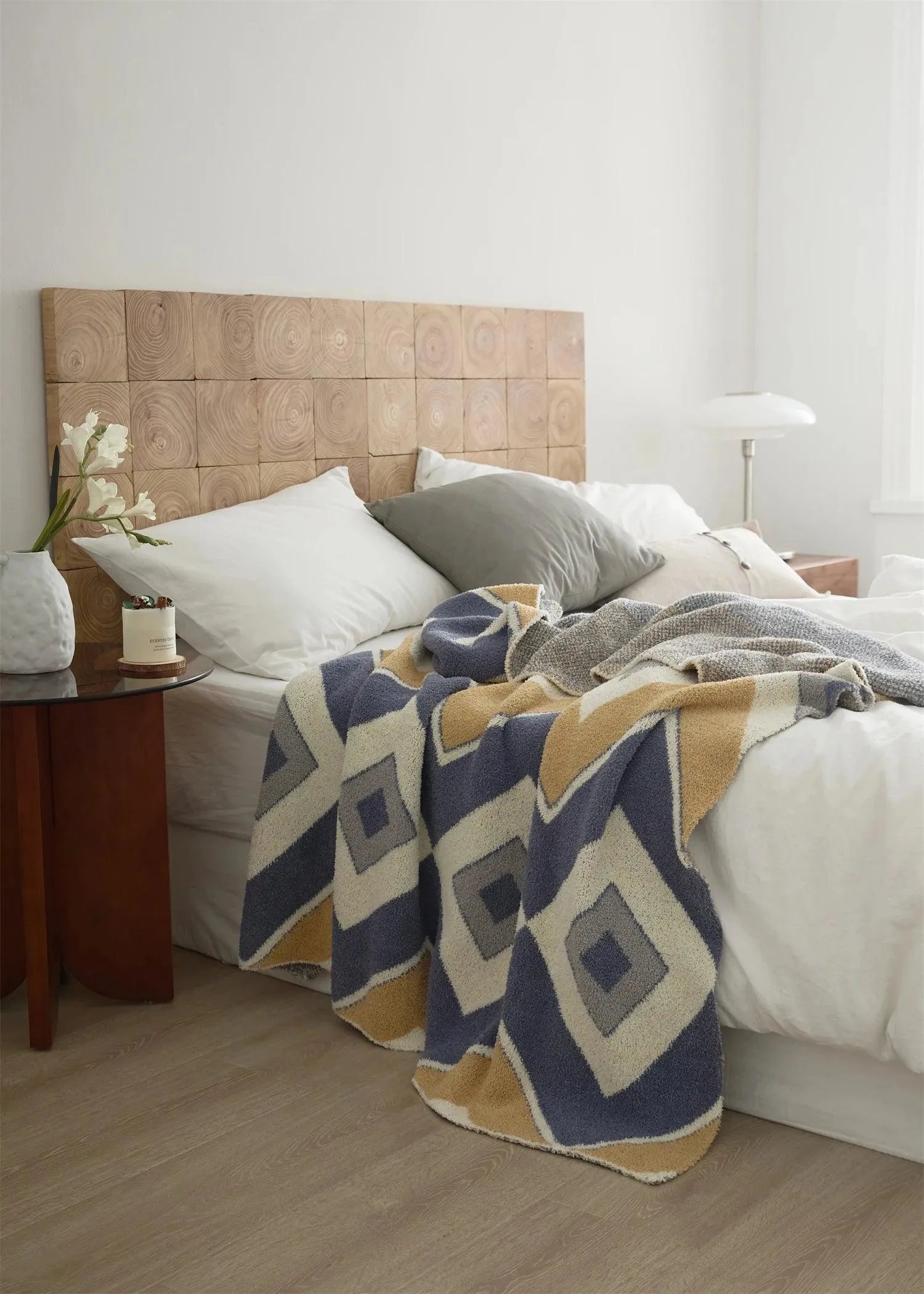 Endless Square Microfiber Throw Blankets - 图片 2