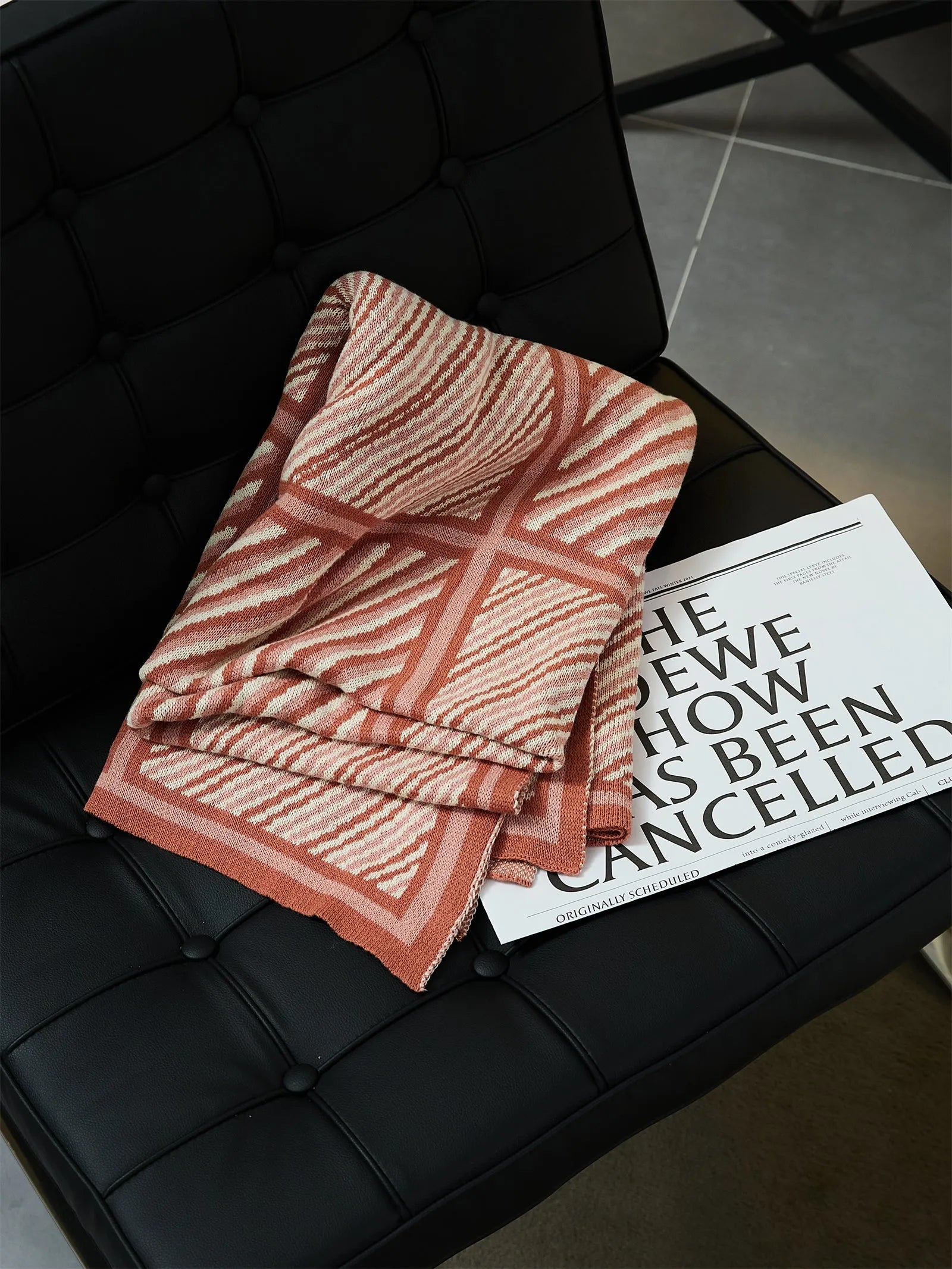 Luxury Boxed Striped Cotton Throw Blanket - 图片 19