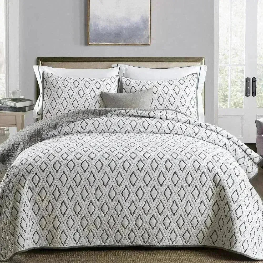 Reversible Coverlet Set