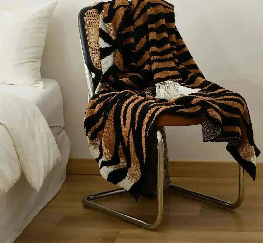 Tiger Stripe Throw Blanket - 图片 4