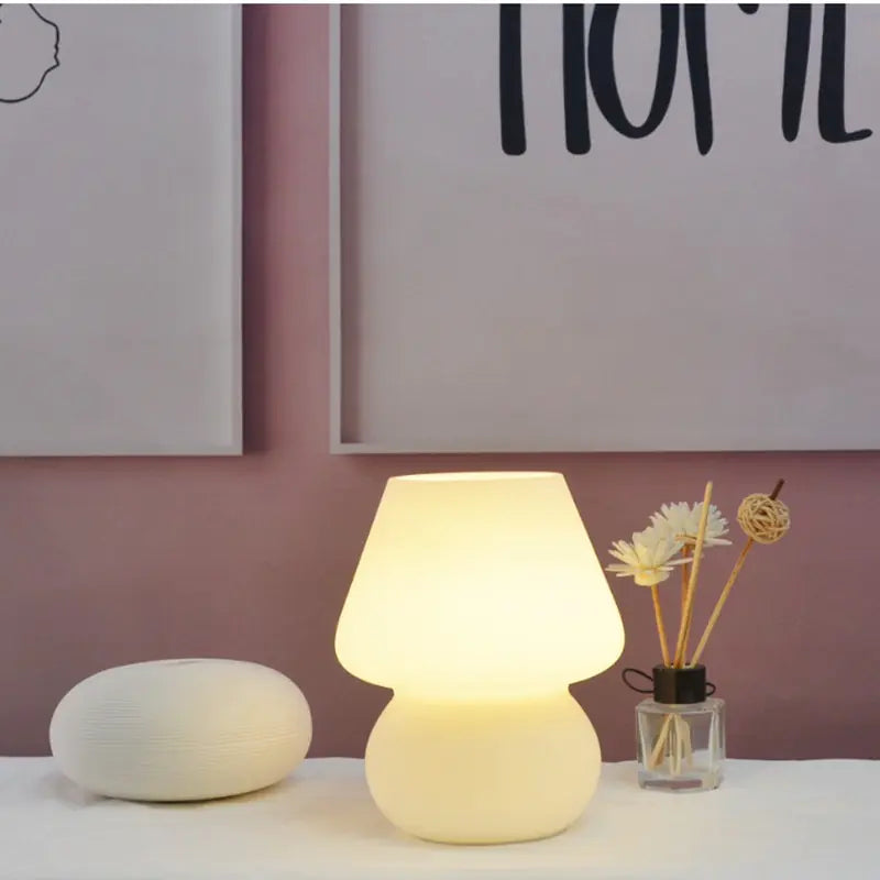Glass Translucent Bedside Lamp - 图片 6